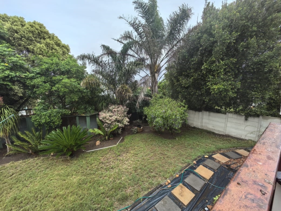 5 Bedroom Property for Sale in Reebok Western Cape